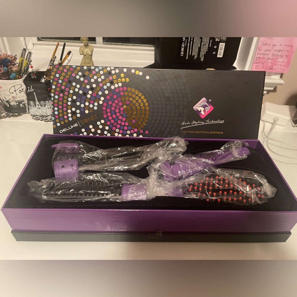Royal Hair Styling Technology, Limited Edition Series Brand New Never Used ❤️